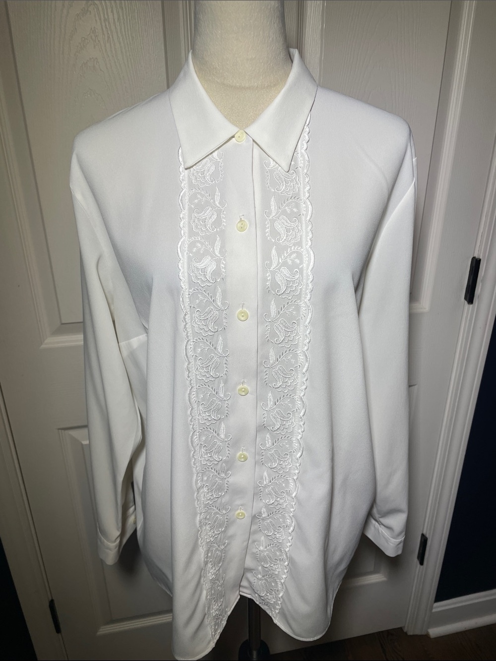 Vintage St Michael White Embroidered Blouse Lace Front Button Up Shirt Size XL